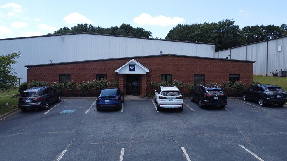 More Photos Of 311 England Pl, Spartanburg Manufacturing For Lease