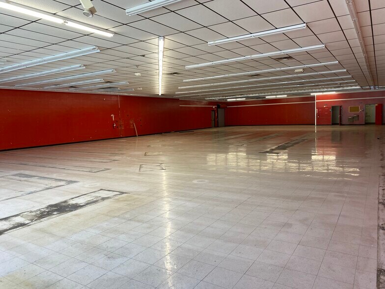 More Photos Of 435-459 Agler Rd, Gahanna Unknown For Lease