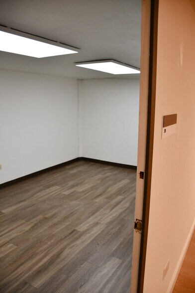 More Photos Of 5154-5170 Broadway St, San Antonio Unknown For Lease