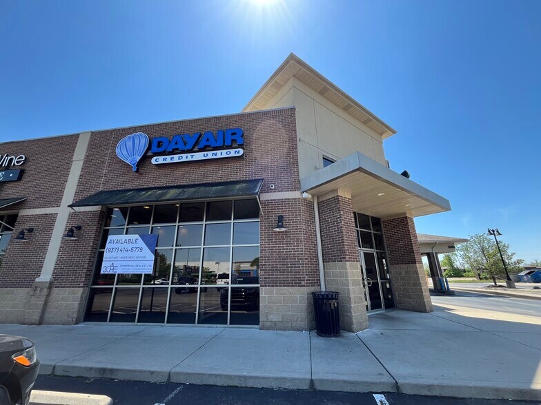 More Photos Of 3434-3480 York Commons Blvd, Dayton Storefront Retail Office For Lease
