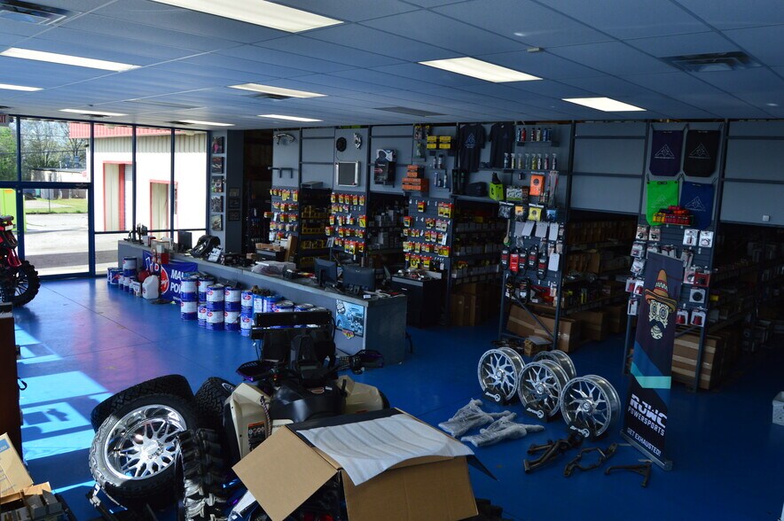 More Photos Of 5005 14th Ave, Columbus Service For Sale