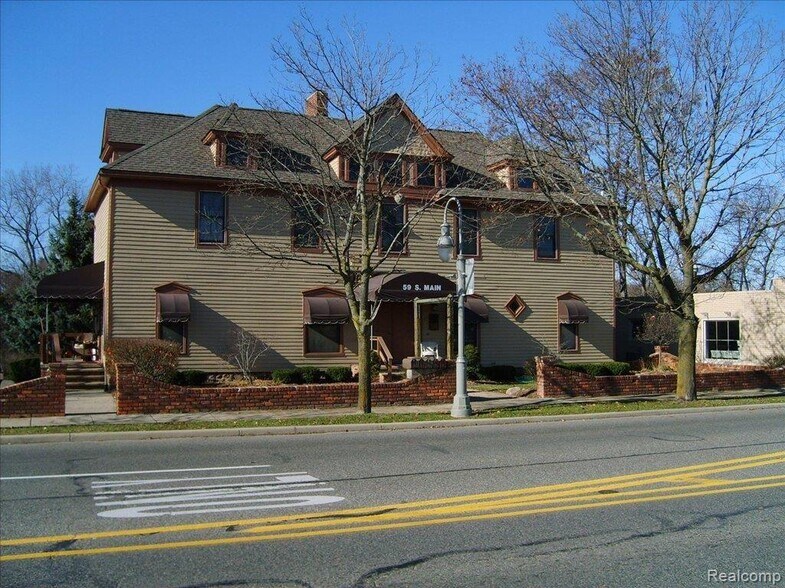 Primary Photo Of 59 S Main St, Clarkston Apartments For Sale