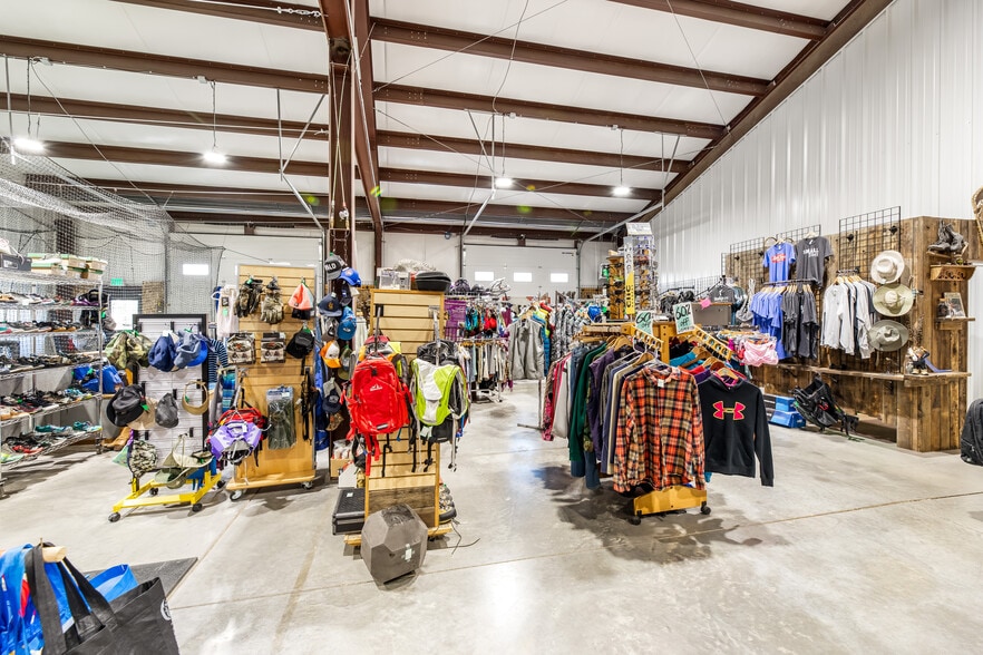 More Photos Of 543-583 Navajo Trail Dr, Pagosa Springs Warehouse For Sale