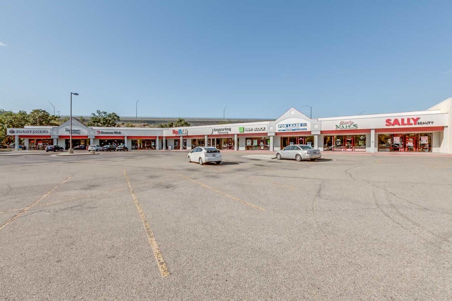 More Photos Of 2655-2789 S Broadway Ave, Boise Unknown For Lease