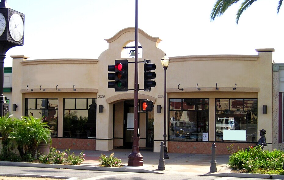 Primary Photo Of 2298-2302 Ventura Blvd, Camarillo Storefront For Lease