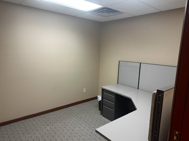 More Photos Of 6264 S Sunbury Rd, Westerville Office For Lease