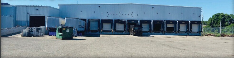 More Photos Of 700 S Hosmer St, Lansing Warehouse For Sale