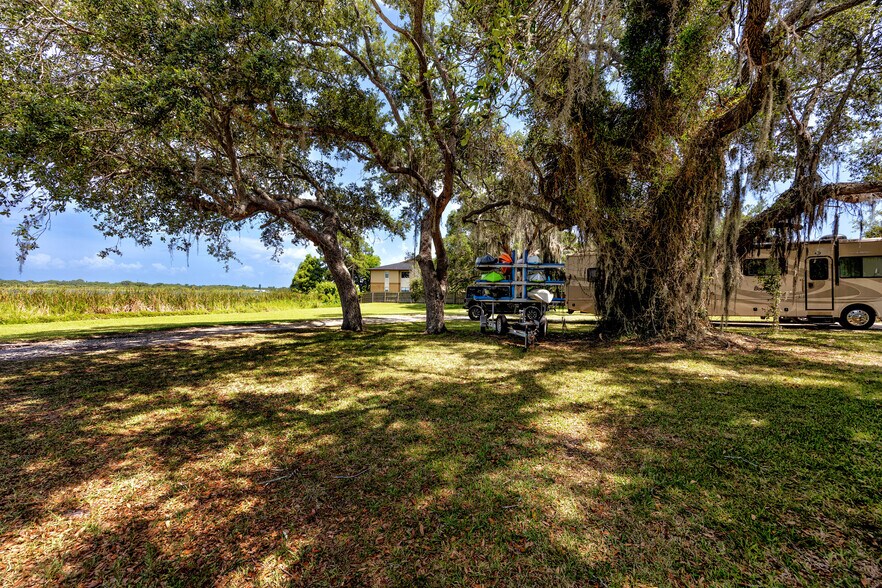 More Photos Of 12330 101st St, Largo Land For Sale