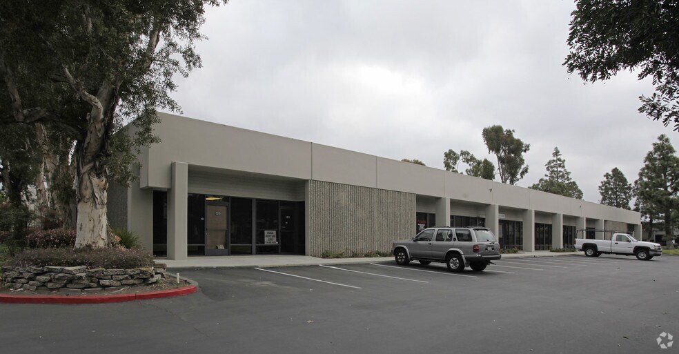 More Photos Of 11602 Knott St, Garden Grove Light Manufacturing For Lease
