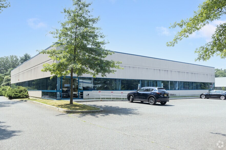 More Photos Of 41 James Way, Eatontown Office For Sale