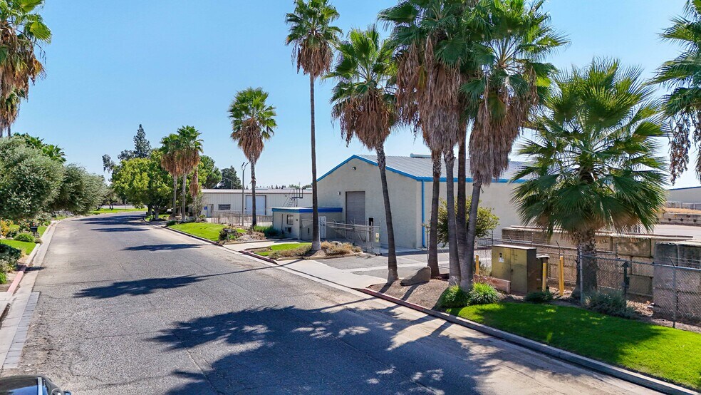 More Photos Of 240 Airpark Rd, Atwater Warehouse For Lease