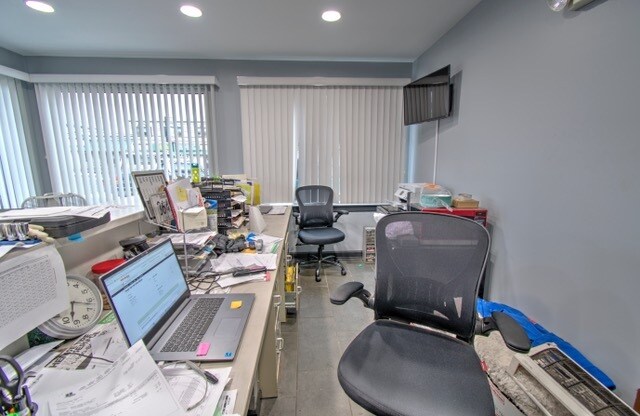 More Photos Of 1217 Stefko Blvd, Bethlehem Office For Sale
