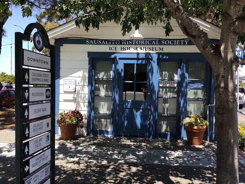 More Photos Of 681 Bridgeway, Sausalito General Retail For Sale