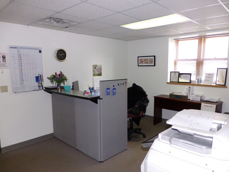 More Photos Of 67 Water St, Laconia Medical For Lease