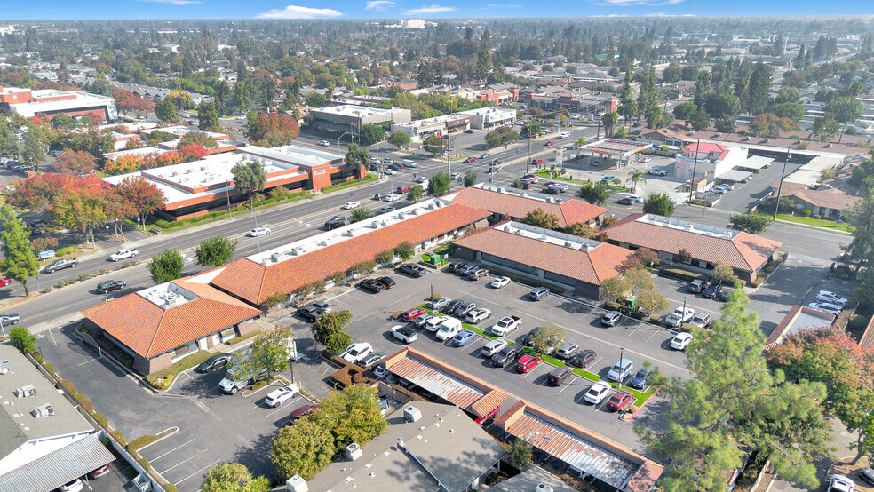 More Photos Of 5777 N Fresno St, Fresno Medical For Sale