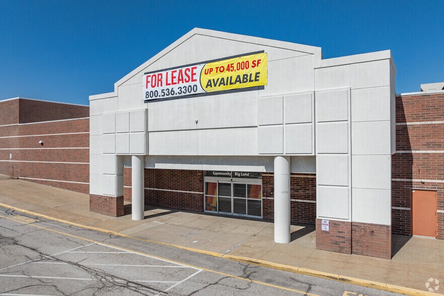 More Photos Of 6235-6245 Wilson Mills Rd, Highland Heights General Retail For Lease