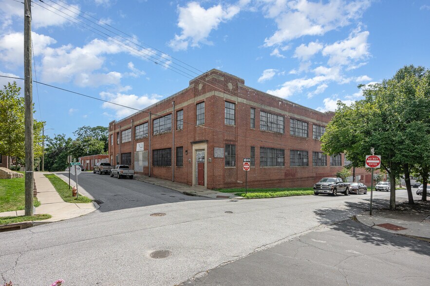 More Photos Of 3110 Elm Ave, Baltimore Warehouse For Sale