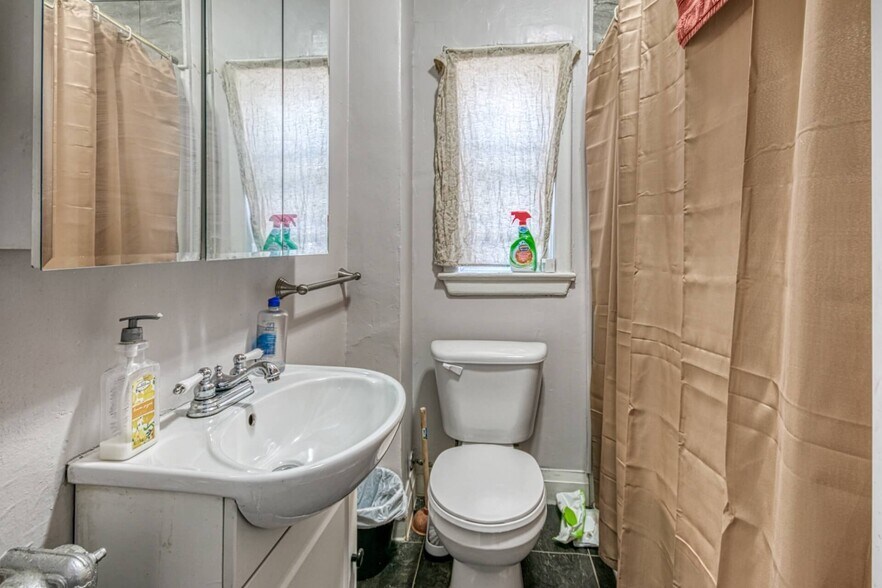 More Photos Of 375-377 Laforest Av, Sudbury Apartments For Sale