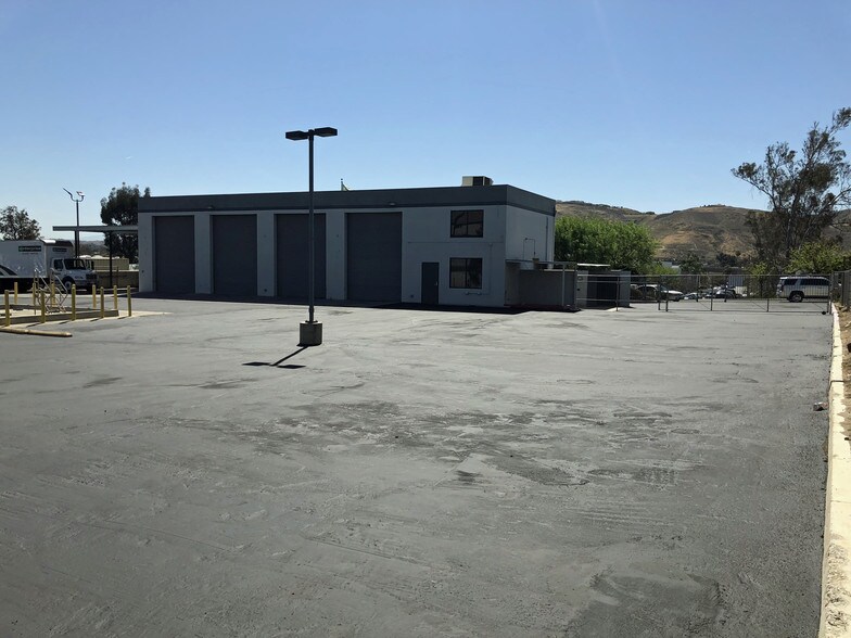 Primary Photo Of 265 Jason Ct, Corona Warehouse For Lease