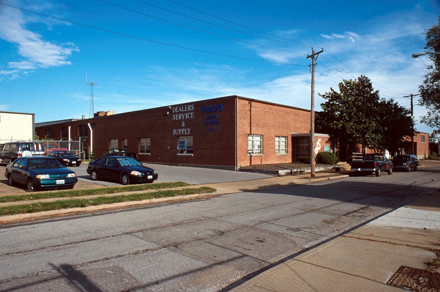 More Photos Of 1424 Talmage, Saint Louis Warehouse For Lease