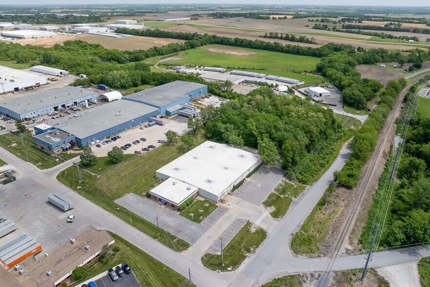 More Photos Of 4811 Easton Rd, Saint Joseph Industrial For Lease