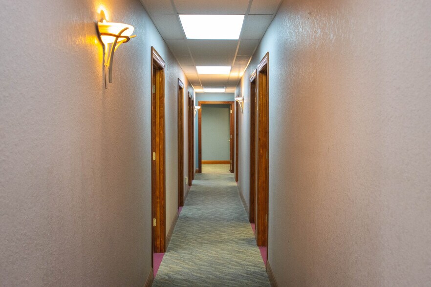 More Photos Of 5023-5047 Central Ave, Saint Petersburg Medical For Sale