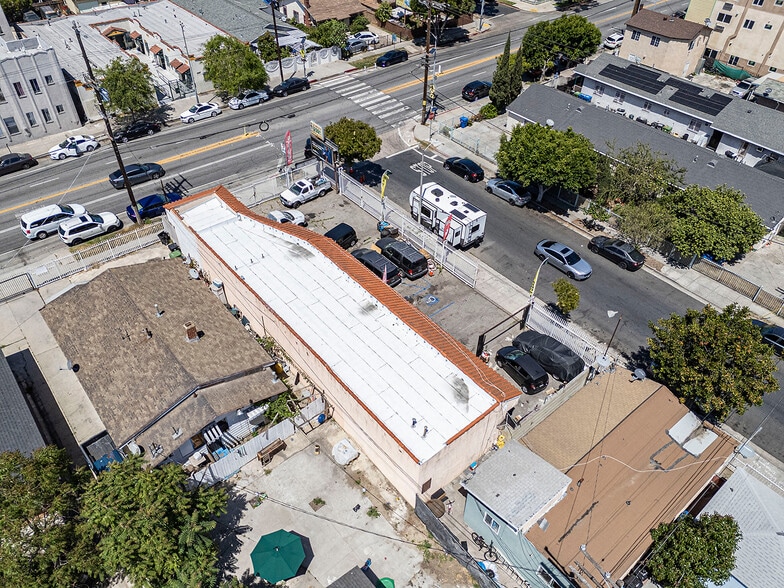 More Photos Of 6500 S Hoover St, Los Angeles General Retail For Sale