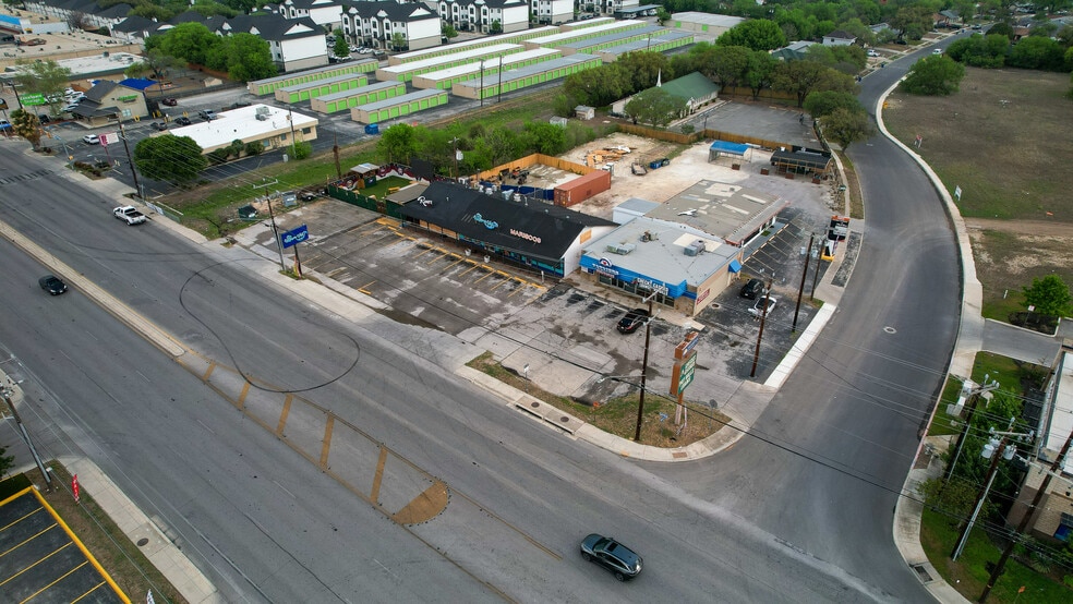 More Photos Of 7911 Culebra Rd, San Antonio Restaurant For Sale