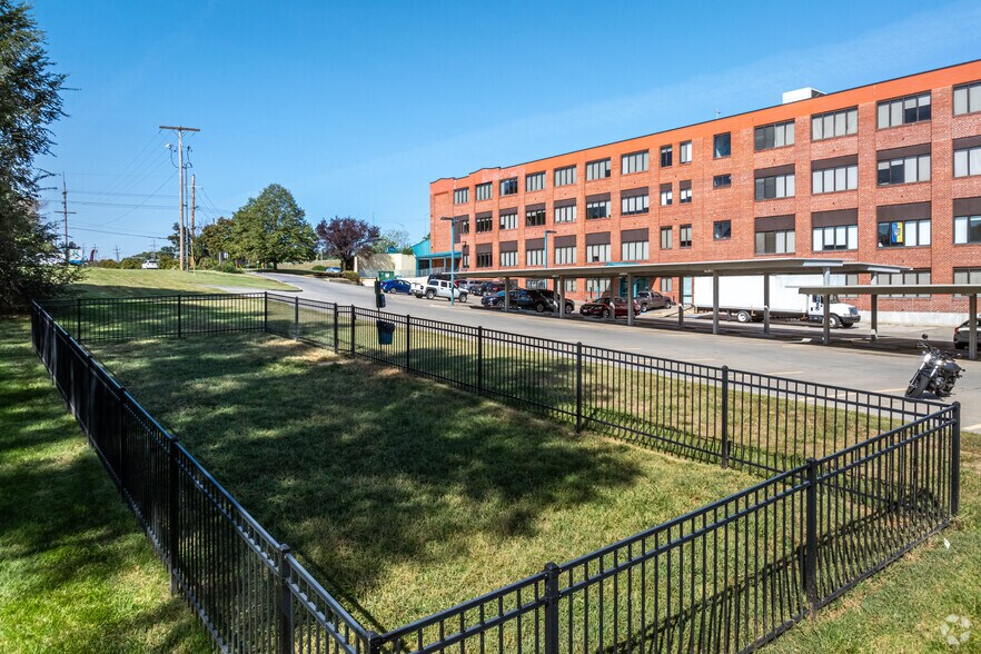 More Photos Of 1100 N 2nd St, Leavenworth Apartments For Sale