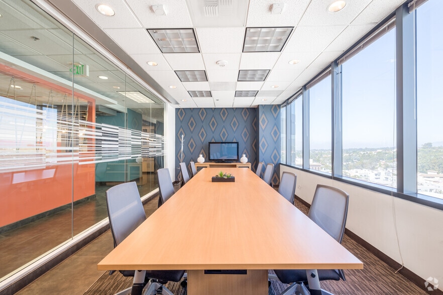More Photos Of 12100 Wilshire Blvd, Los Angeles Office For Lease