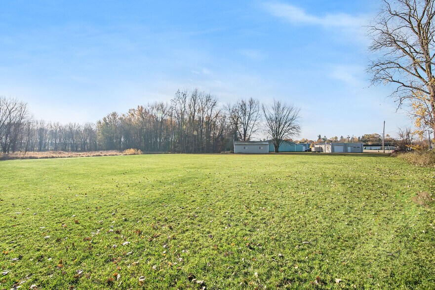 More Photos Of 1124 N Saginaw St, Durand Warehouse For Sale