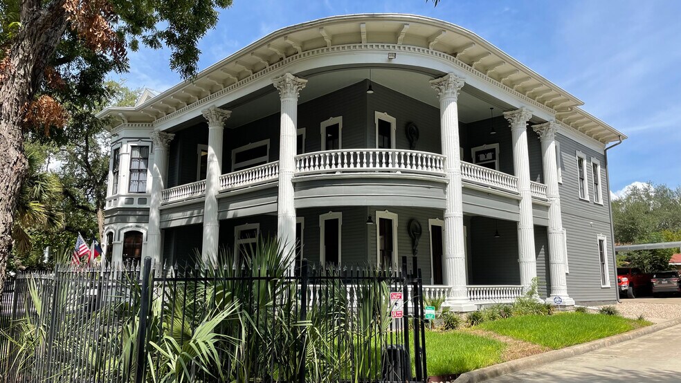 More Photos Of 901 Mason St, San Antonio Office For Lease