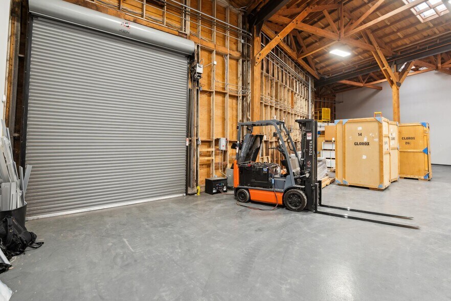 More Photos Of 1000 Calcot Pl, Oakland Warehouse For Sale