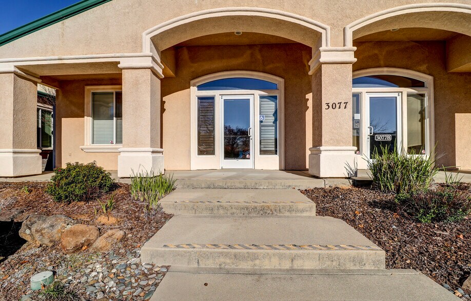 More Photos Of 3075 Crossroads Dr, Redding Light Distribution For Sale