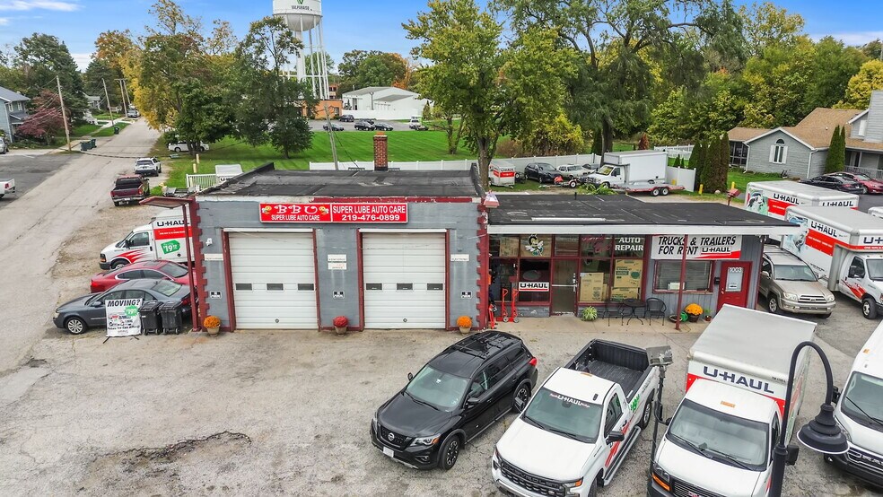 More Photos Of 1001-1003 Calumet Ave, Valparaiso Auto Repair For Sale