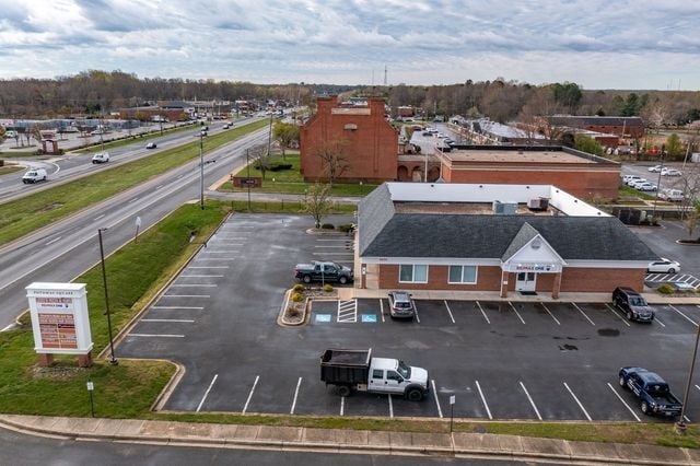 More Photos Of 9405 Chesapeake St, La Plata Medical For Lease