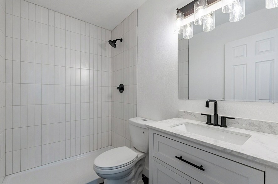 More Photos Of 806 E 10th St, Tucson Multifamily For Sale