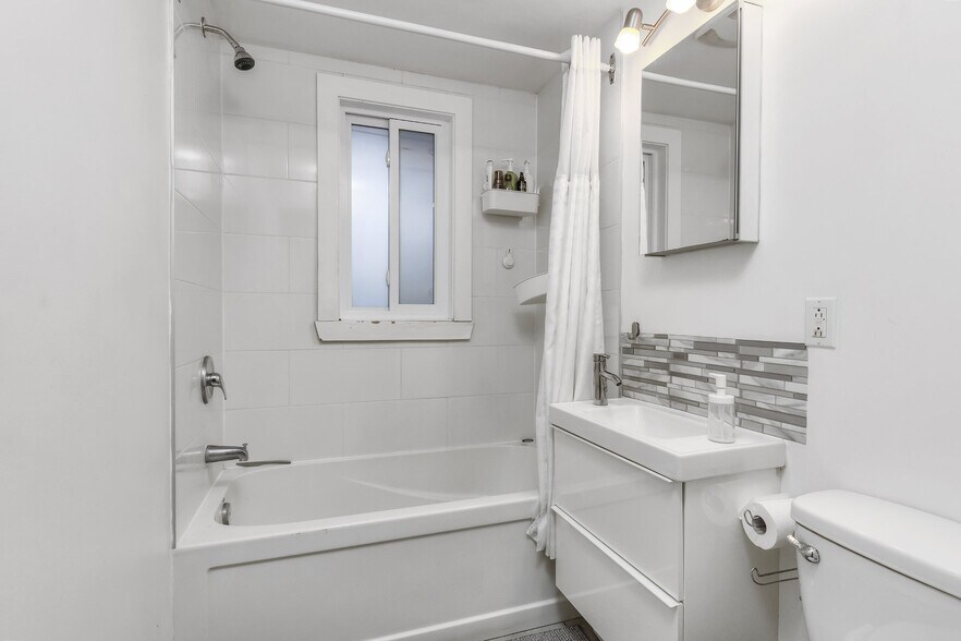 More Photos Of 601 Rue Taillon, Montréal Apartments For Sale