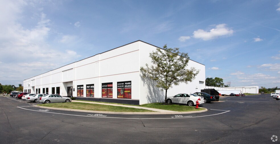 Primary Photo Of 750 Cross Pointe Rd, Gahanna Warehouse For Lease