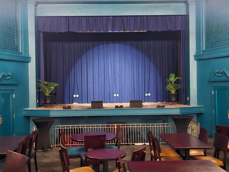 More Photos Of 9-11 W Main St, Troy Specialty For Sale