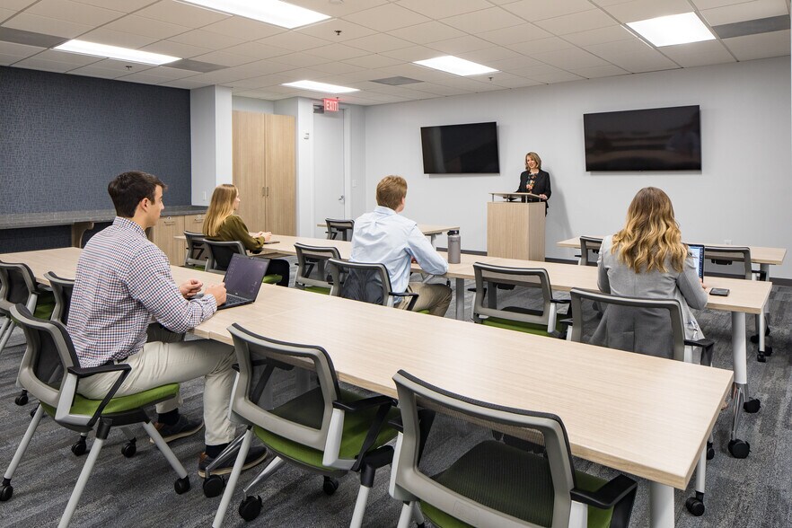 More Photos Of 3655 North Point Pky, Alpharetta Office For Lease