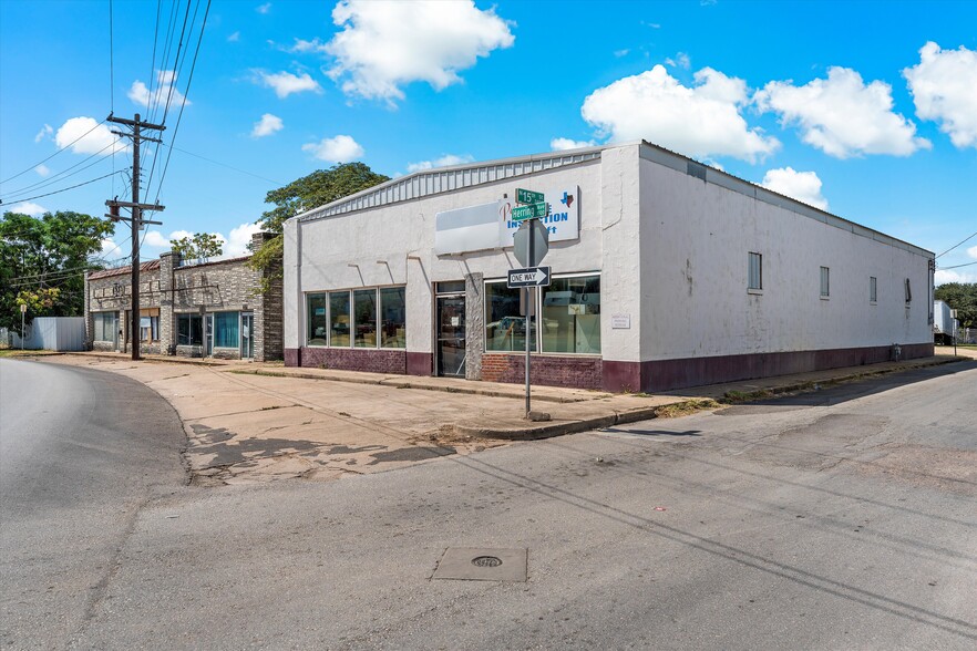 Primary Photo Of 1501-1513 Herring Ave, Waco Storefront Retail Office For Sale