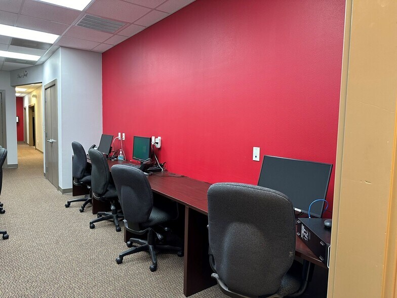 More Photos Of 2053 Gause Blvd E, Slidell Office For Lease
