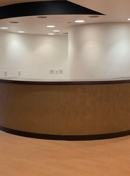 More Photos Of 168 SE 1st St, Miami Loft Creative Space For Lease