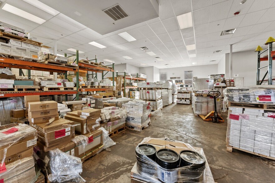 More Photos Of 1166 S Sage Dr, Cedar City Storefront For Sale