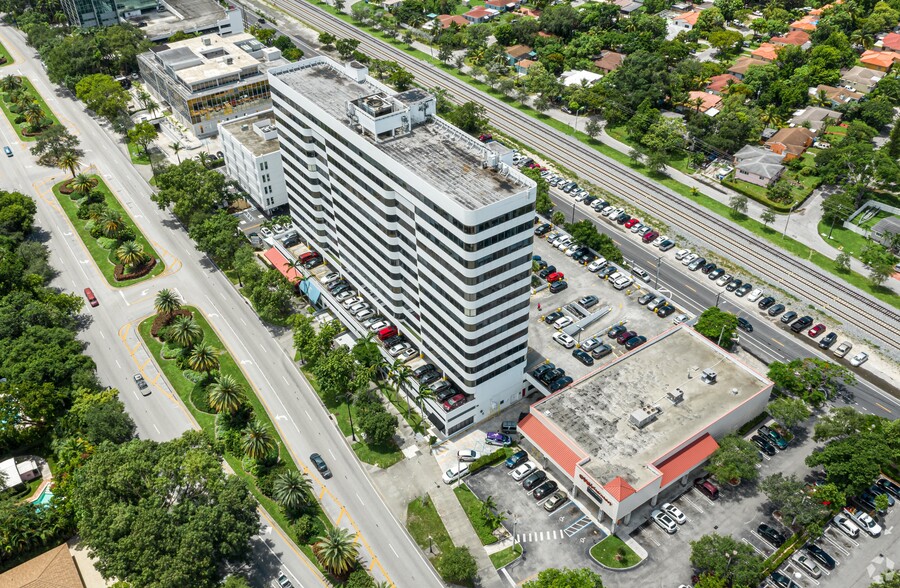 More Photos Of 4770 Biscayne Blvd, Miami Office For Sale