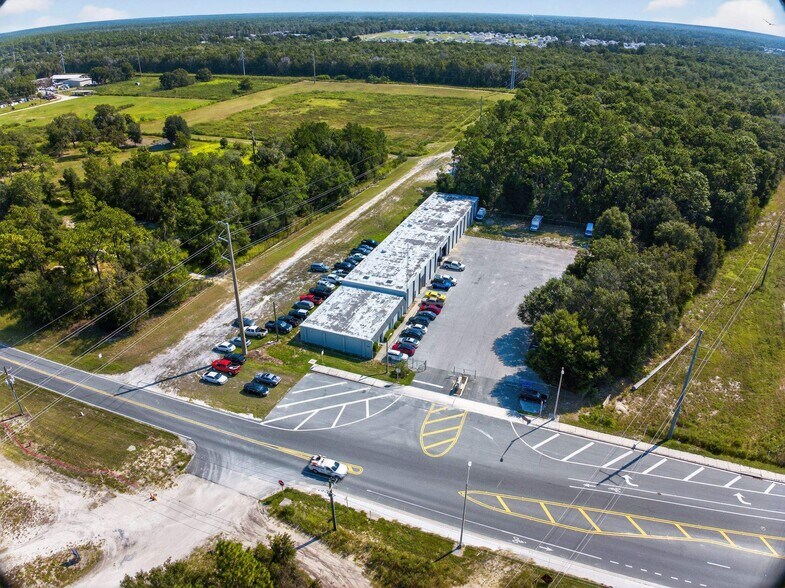 More Photos Of 2715 NE 36th Ave, Ocala Service For Sale