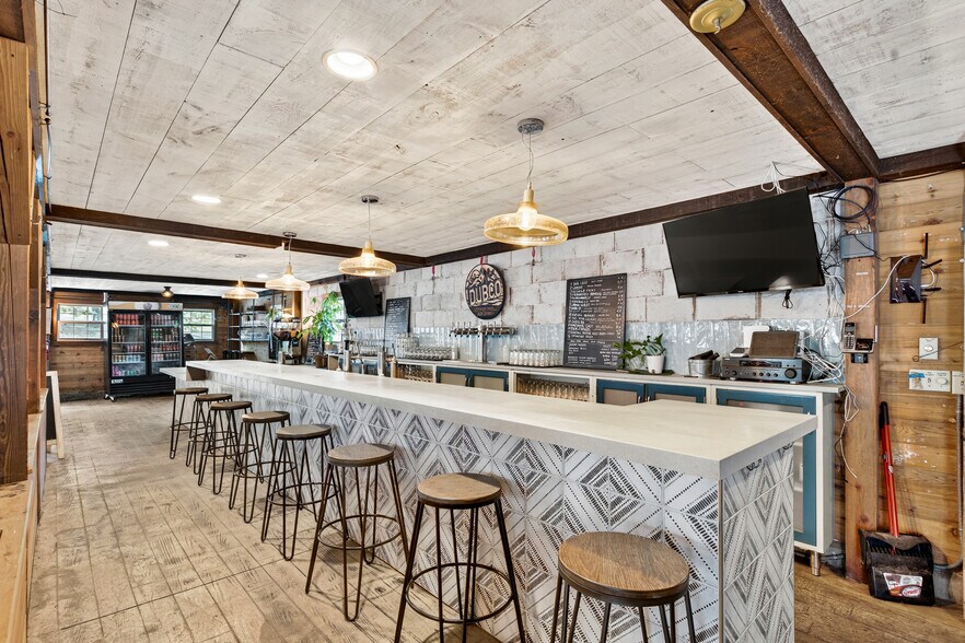 More Photos Of 65 Four Corners Rd, Warwick Specialty For Sale