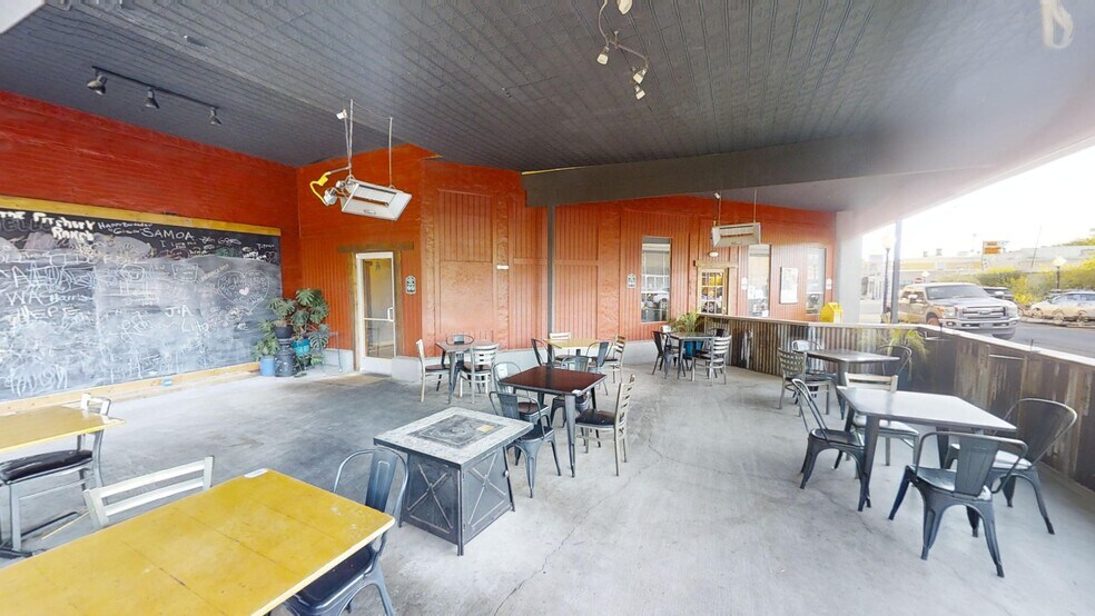 More Photos Of 614 N Bullard St, Silver City Restaurant For Sale