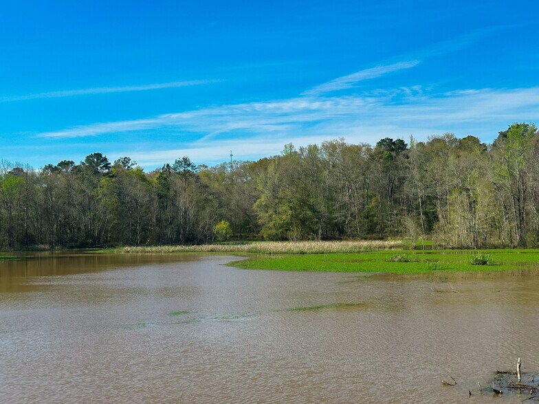 More Photos Of 1010 N Eufaula Ave, Eufaula Hotel For Sale